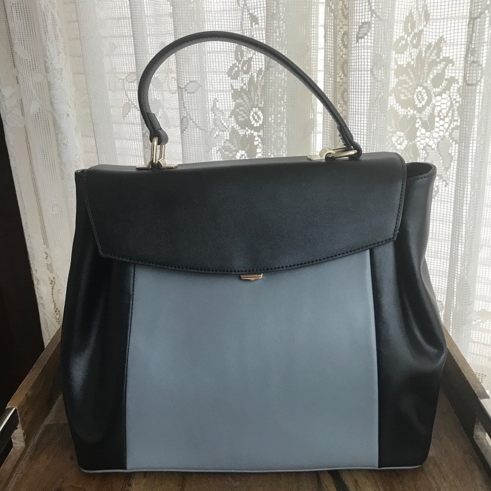 Segolene En Cuir Charee Doctor Bag